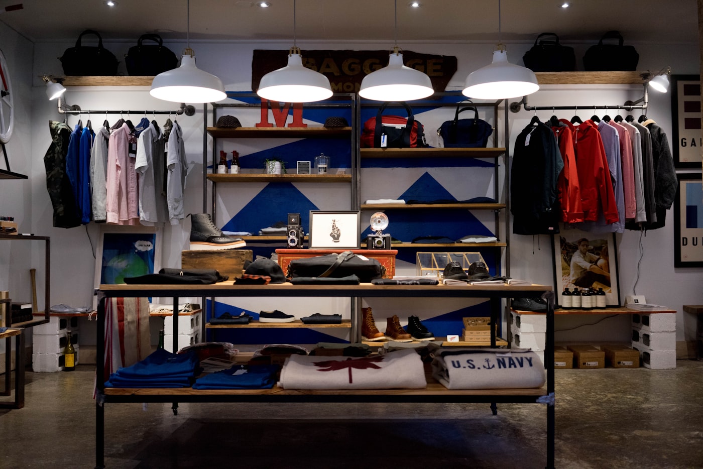Retail & Commerce
